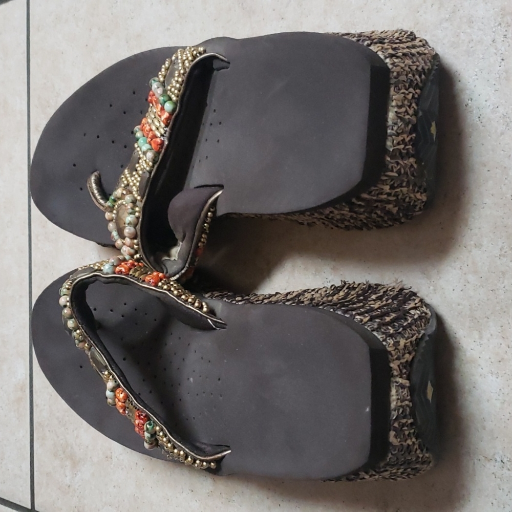 Volatile Sandals - Picture 3 of 5